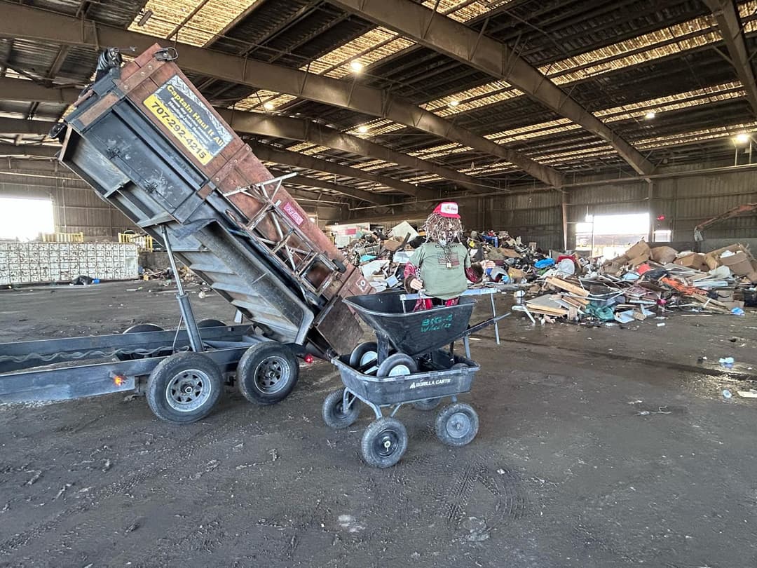 Picture of a trailer dumping garbage